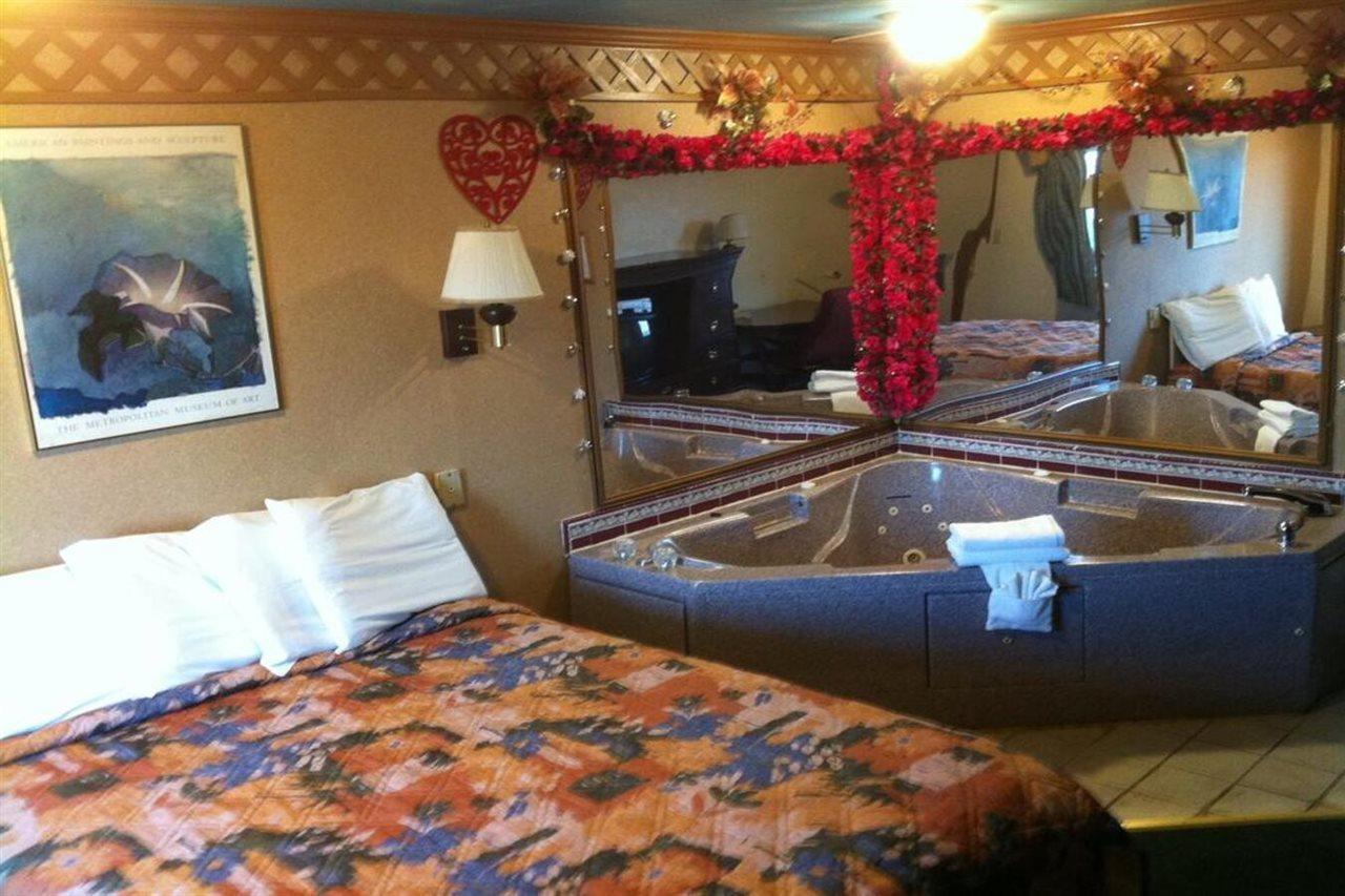 Northgate Inn Сагъно Екстериор снимка